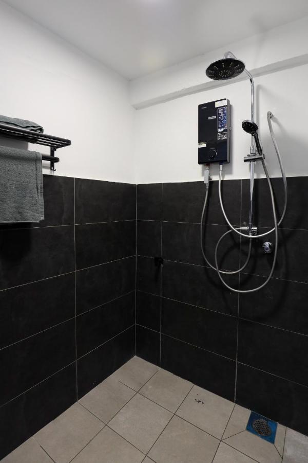 Cozy Homestay With Karaoke System & Pool Table Kuala Lumpur Ngoại thất bức ảnh