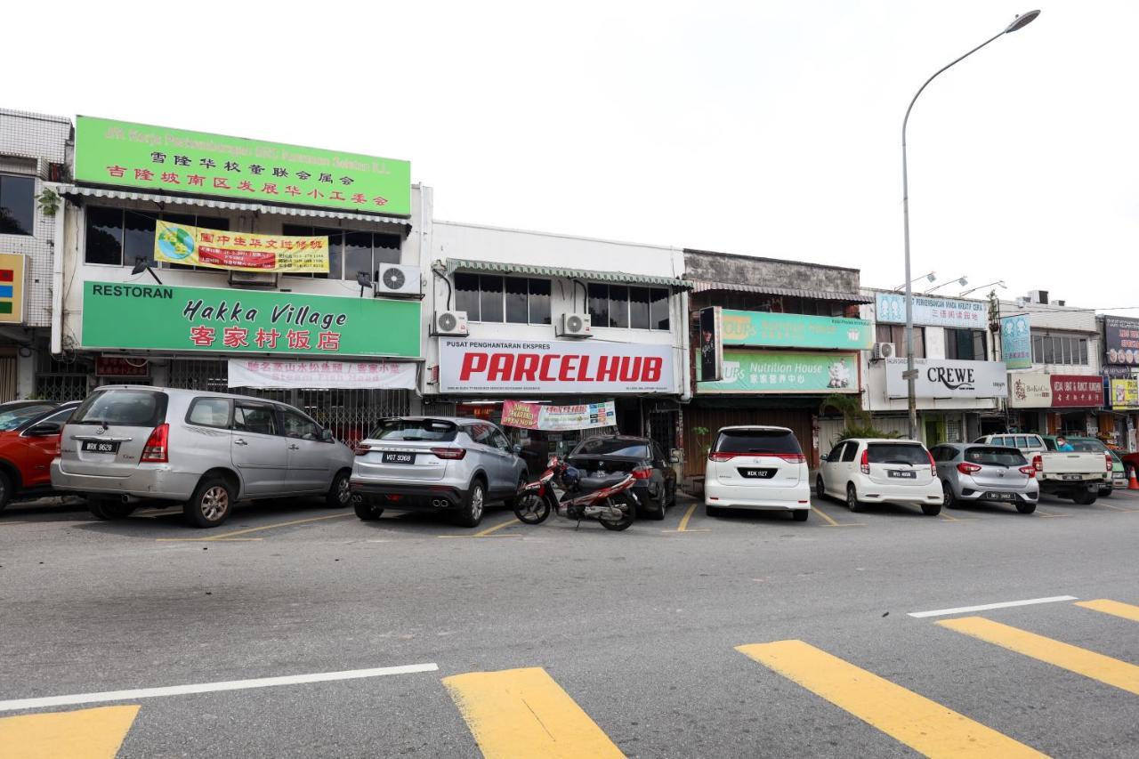Cozy Homestay With Karaoke System & Pool Table Kuala Lumpur Ngoại thất bức ảnh