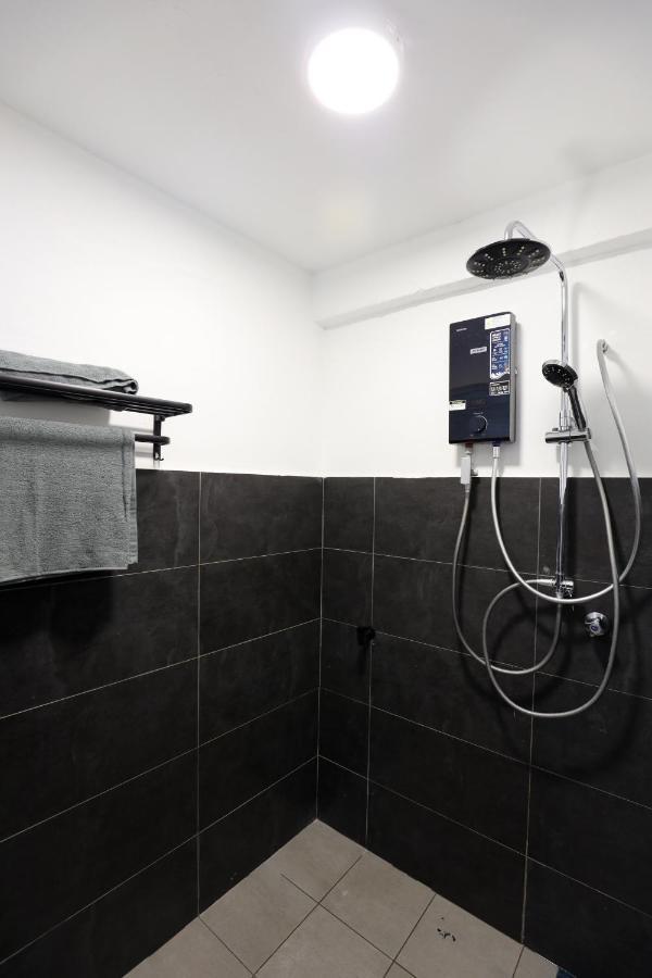 Cozy Homestay With Karaoke System & Pool Table Kuala Lumpur Ngoại thất bức ảnh
